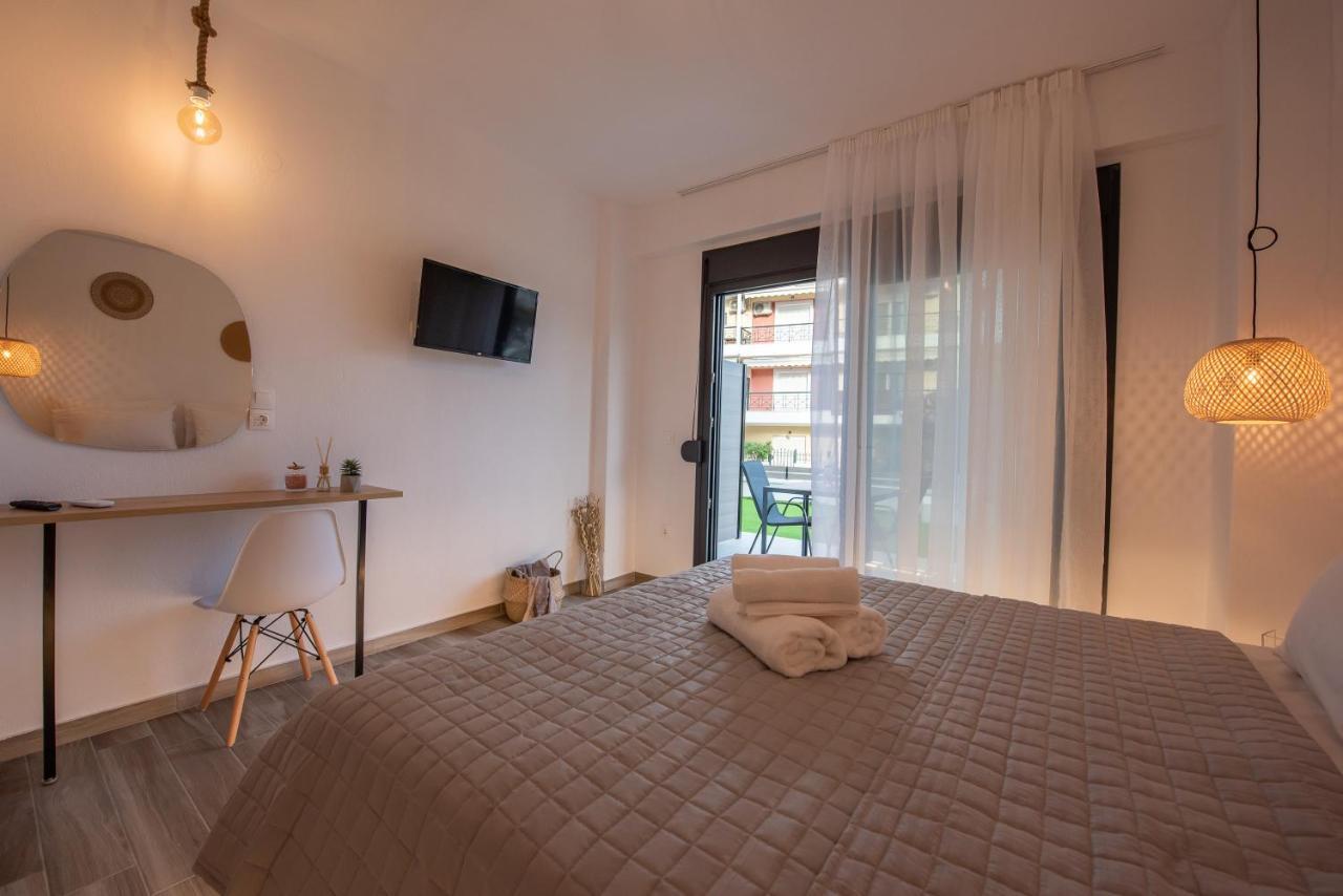 Alios Gaia - Seaside Apartments Никити Екстериор снимка